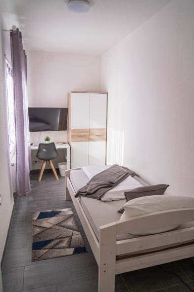 Helles Einzelzimmer im Hotel Schenk